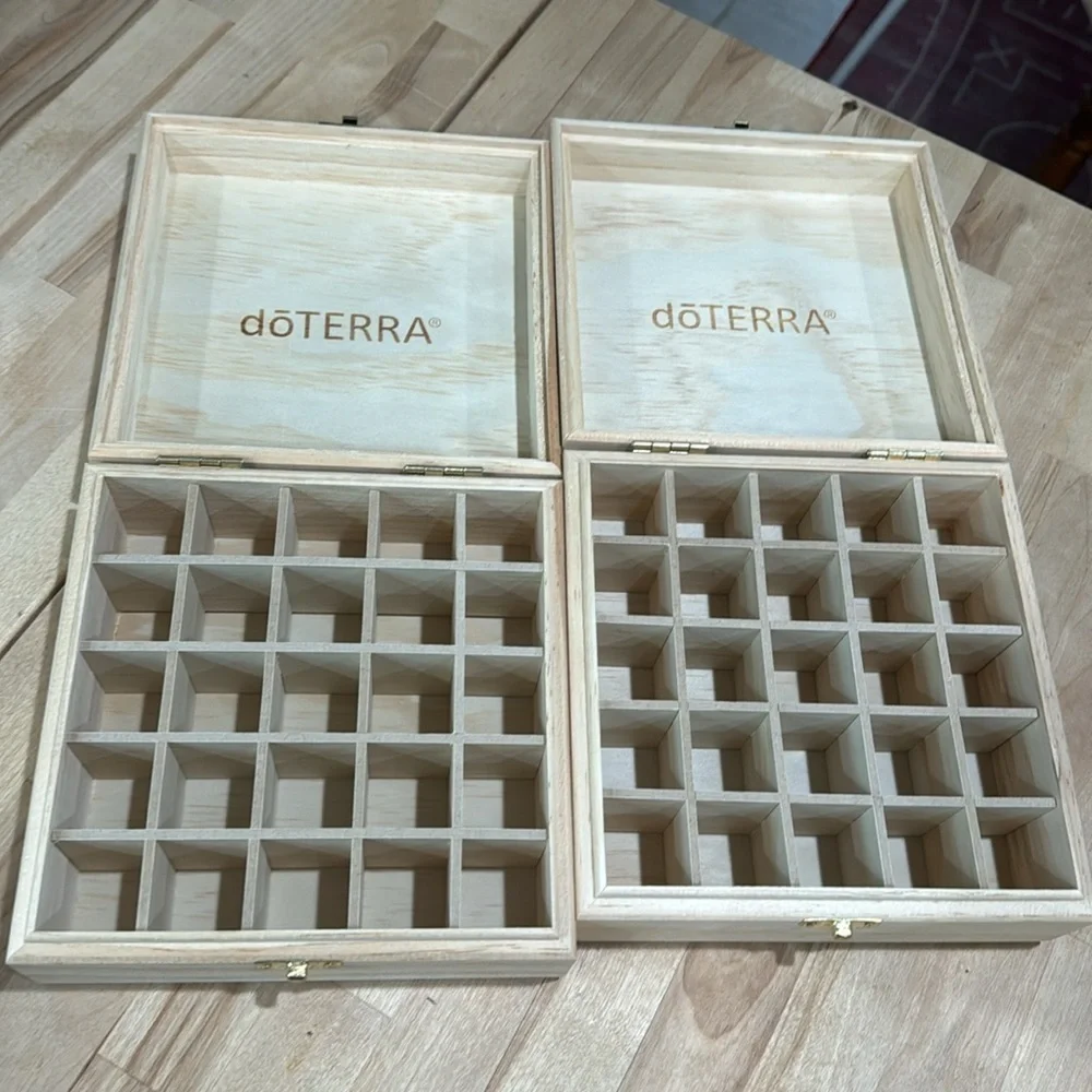 Doterra Wooden Square 25 Essential Oil Holders Bundle of 2 - Picture 4 of 5